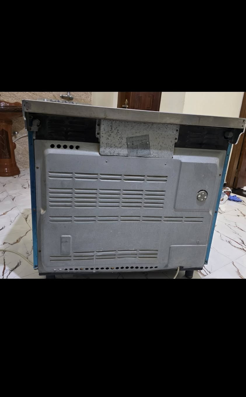 يوجد طباخ كريازي مصري من هاذا الذقيل اللبيع السعر 325 يتواصل على هاذه الرقم ***********
