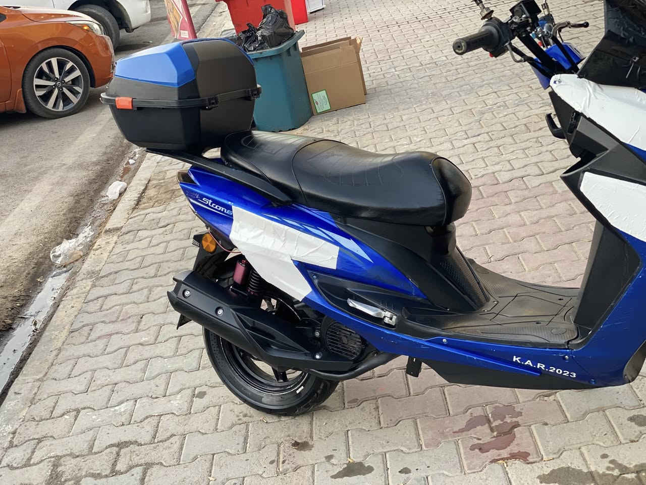 سلام عليكم ماكس سترونك2023 منفيس ويا
دراجه شرط ممفتوح شرط المحرك 
مدخل uspشاحن
صوت ناعم
سويجين ويا بلادي
دراجه خير من الله كل نقص مابي
السعر400 و بي مجال للطيبين
الرقم***********
