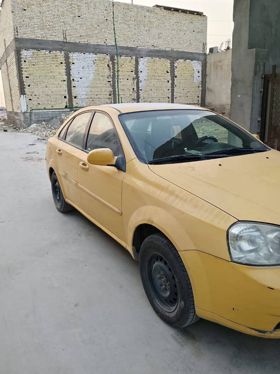 اوبترا ٢٠١٢للبيع  الشركة العامة للسيارات مكينة جديدة كير بيه صفنه عليه غرامات ٥٠٠تنكص من السعر.  السعر المطلوب ٥٨$الاتصال موبايل ***********
