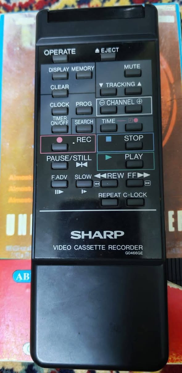 توصيل للاسف غير متوفر
مكاني بغداد الكرخ
فيديو كاسيت ماركة  شارب
 ياباني اصلي غني  عن التعريف 
شارب موديل VC-770E
متعدد الانظمة 
PAL   MESECAM    NTSC 
تنظيف تلقائي ذاتي
امكانيه التوليف التلقائي
UHF  NORMAL  VHF 
نظام  B/G   I     D/K 
NTSC 3.58 - 4.43 
ALL CLEAR 
نظام تسجيل من التلفزيون او الشاشة 
امكانيه التقديم للمادة المعروضة والترجيع اثناء عرض الفيديو
نظام اعادة ترجيع سريع جدا ونظام تقديم سريع جدا
ممكن التحكم عن طريق الريموت كنترول
الريموت كنترول شغال
الفيديو كامل دون نقص يذكر مع الكرتون الخاص به مع الريموت كنترول مع كتالوك العمل مع الكيبلات الخاص بالتشغيل

السعر على الخاص


**إذا كنت صاحب هذا الإعلان وتريد حذفه لأي سبب، رجاءا أرسل رسالة إلى الدعم الفني**