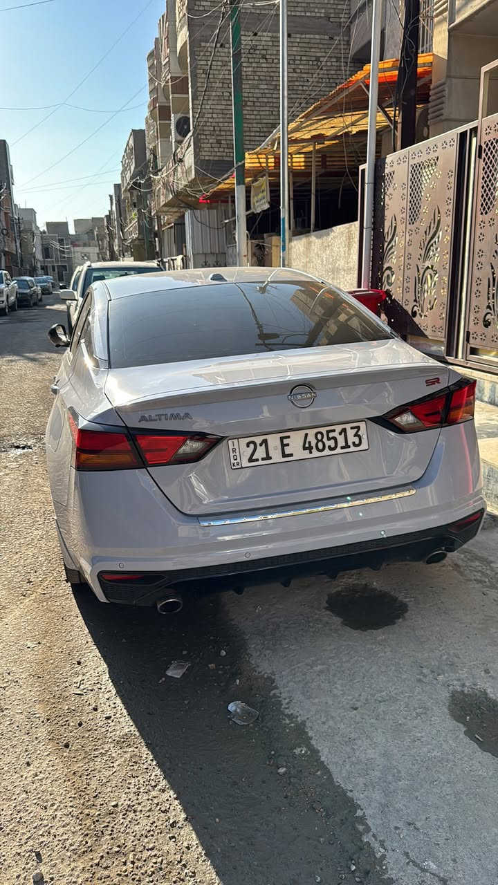 نيسان التيما 2023 امريكي  السعر 187
SR + بلاس 
-حساس مري
-رادار امام + خلفي
-شاشه كبيره
-فتحة سقف
-تدفئة كشنات
-تحكم ستيرن
-ويل ختم sr
-3 انظمه قياده 
وبيها هواي مواصفات معروف البلاس
الضرر بنيد تبديل + قطعه كلير وبيها بارد على كد كف الايد 
بدون دواخل ولا ايرباك... 
السياره ماشيه 53 كم 
رقم سليمانيه بأسمي 
0778 391 9230
