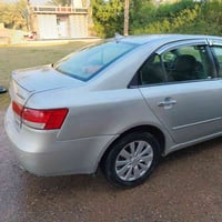 سوناتا 2008 6سلندر محرك 3/300 2 قطعتين للأستفسار الاتصال على الرقم 077...