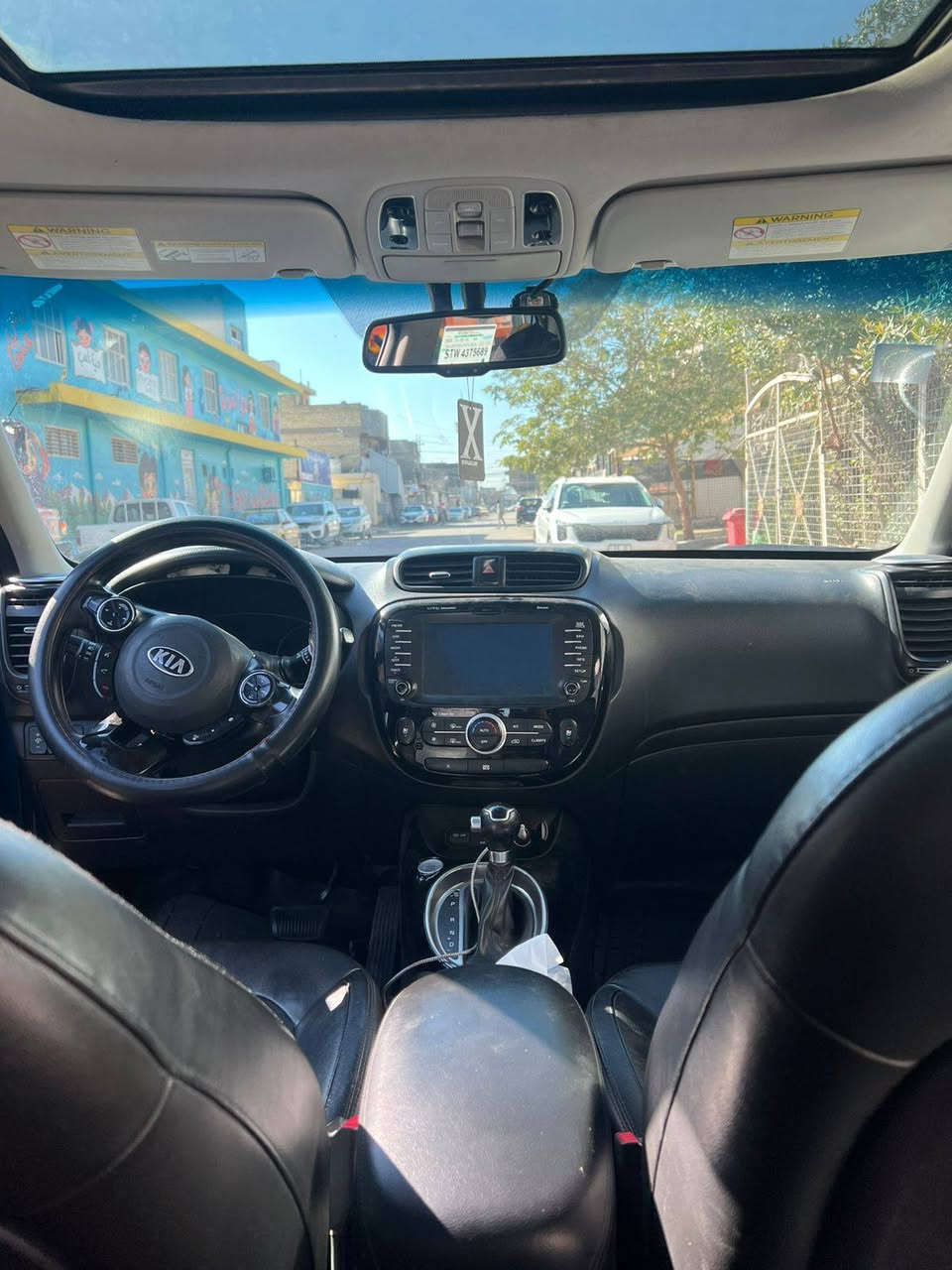 السلام عليكم سياره صول موديل 2016فول SX بدون صبغ صور الحادث بأمريكا موجود بلنشر بيه شويه بارد بالباب الخلفي جاملغ الخلفي
مكينه 2000

مرايا شفط 

كشنات جلد تبريد دفئه 

بانوراما

سياره بيها هواي مواصفات 

سعرها 125 ورقه 

عنوان بغداد البلديات 

رقمي ***********
