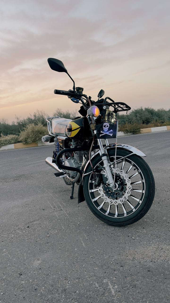 دراجه ايراني لبيع موديل 25لون اسود محرك 150دراجه مكفوله من تاير امامي لتاير لخلفي سعر دراجه 750 مجال لستفسار ع هاذا رقم ***********/
