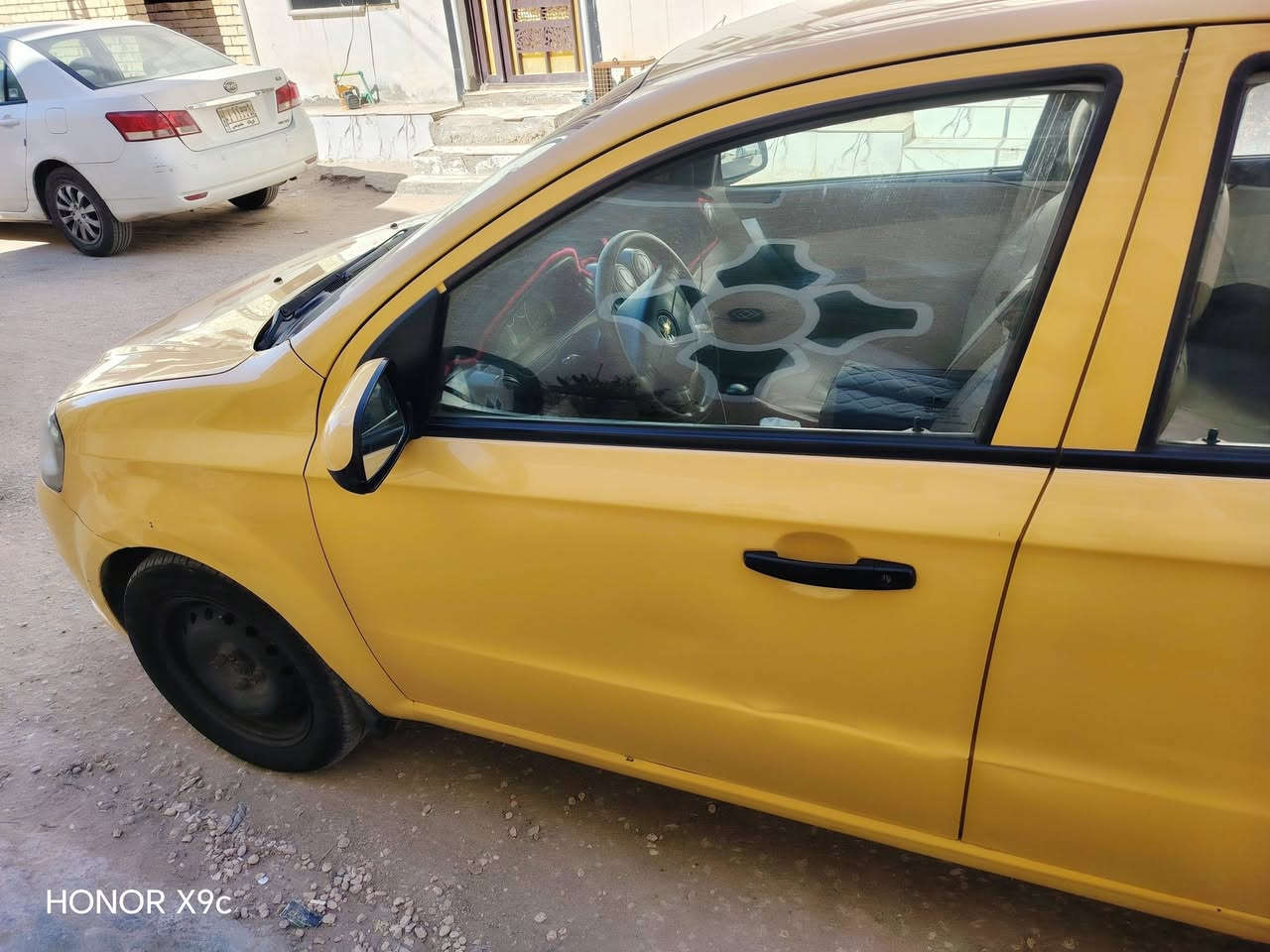 سلام عليكم افيو 11 بسمي بيها صبغ بصيط اذا اكو مراوس ***********
