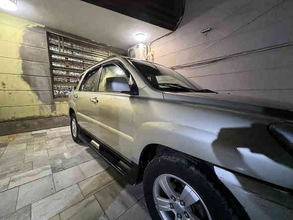 مكلف بلنشر السلام عليكم للبيع سبورتج موديل 2008 لون ذهبي مكينه 6 سندر السياره بيهه من امريكا جاملع وبلعراق انصبغت بيهه قطعتين فقط السياره محرك وكير وحداد وصدر خير من الله رقم جديد ثاني يوم احولك السعر 100$ وبيهه مجال اي استفسار رقم صاحب السياره ***********
