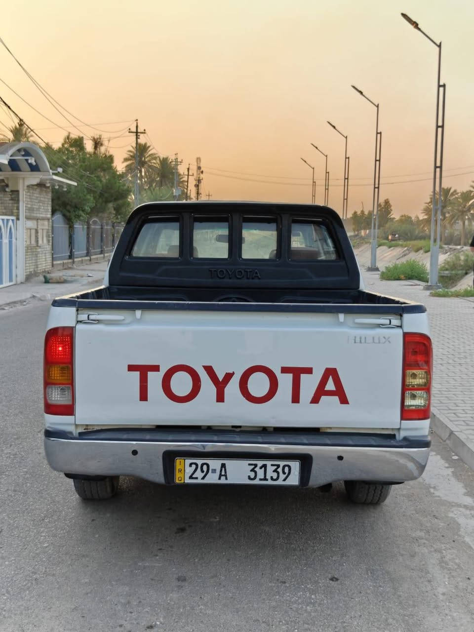 تيـوتا هايـلوكـس 2009 خليجي سعودي كفاله عامه  محرك2700 گير عادي كير مكينه حداديه تخم تاير تبريد كله بشرط  رقم وسنويه جدد السياره جديده وماناقصها شي 
السعر 153
الهاتف ***********
