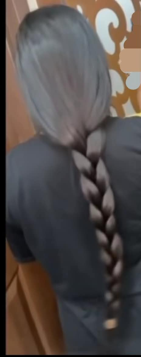 من كثر طلبيات رجعت توفرت خلطه زيت شعر تخلي الشعر يجننن يطول شعر يسرح يملي فراغات ينطي لمعه يمنع تساقط الشعر يثخن شعر ينطي لمعه يستخدم للرجال ونساء والاطفال يشاهد الله مالحك عليه 
مكونات خلطه زيت 👇
يتوفر خلطة زيوت طبيعية  انواع  الزيوت الطبيعية ١٠٠ ٪ خالي من مواد حافظة َوالخلطة امنة طبيعية 
للتساقط والسلع المبكر وللشعر الخشن المتشابك طبعا اكثر النساء
تعاني من تساقط الشعر بسبب التعب النفسي وفقرالدم ونقص الحديد والدي ثري. والاكثرمعانات سبب استخدام حبوب مانع الحمل سبب رئيسي للتساقط الشعر اليوم وفرت الكم خلطة زيوت طبيعية وامنة وعن تجربة شهادة الله هاي نزلت كل الي اخذو من الزيوت وعن تجربة الله شاهد مابي اي ضرر   طبعا ماننسا شگد فوائد العسل الاسود السدر الجبلي ابر بلازمة مع بيوتادين 
  
💎زيت فول الصويا 
💎زيت السدر
💎زيت لبان الذكر
💎زيت الاملج
💎زيت الكمون
💎زيت الغار
💎زيت البابونج
💎زيت الريحان
💎زيت حب القرع(اليقطين)   
💎زيت الخروع
💎زيت عرق السوس
💎زيت القرنفل
💎زيت القرفة(الدارسين)
💎زبدة الشيا
  💎زبدة الكاكاو  
💎زيت الاريكانو
💎زيت الشيا     
💎زيت الخزامى (اللافندر)  
💎زيت الورد   
💎زيت الحلبة   
💎زيت القُرطُم (العُصفُر)
💎زيت الشفلح
💎زيت البردقوش   
💎زيت حبة البركة (الحبة السوداء)  
💎زيت الحبة الحلوة
💎زيت السمسم  
💎زيت جنين القمح
💎زيت جوز الهند  
💎زيت الخردل   
💎زيت اللوز الحلو            
💎زيت بذور الشاي   
💎زيت النعناع       
💎زيت الفول السوداني(الفستق)    
💎زيت الثوم    
💎زيت البصل     
💎زيت الزعتر 
💎زيت بذور الكتان     
💎اكليل الجبل
صمغ الجبل الاصلي
للحجز والاستفسار ع خاص


**إذا كنت صاحب هذا الإعلان وتريد حذفه لأي سبب، رجاءا أرسل رسالة إلى الدعم الفني**