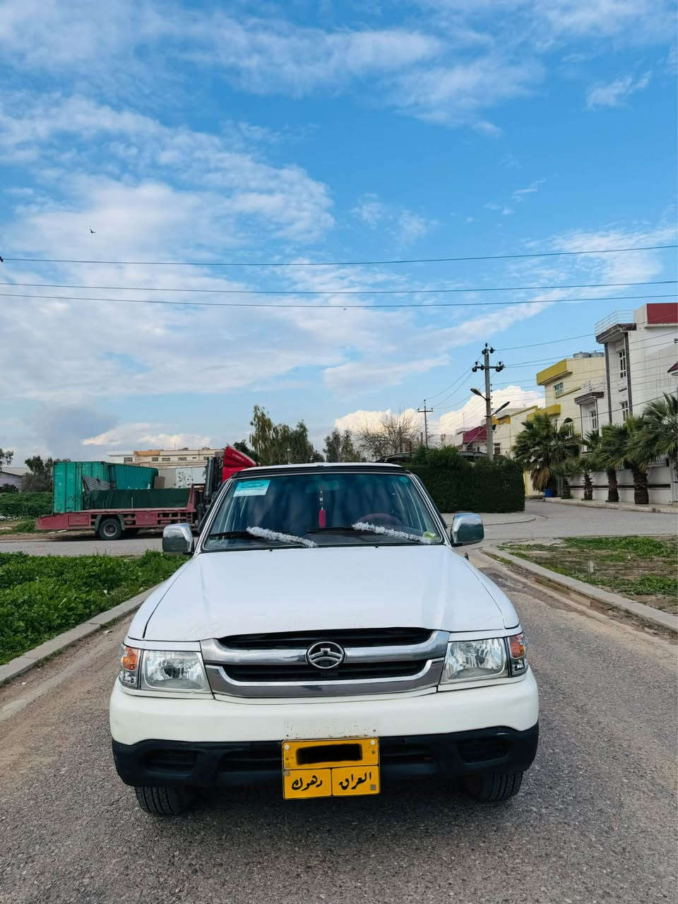 شوێن هەولێر 
رەقەم تەلەفۆن (***********)
دێر مۆدیل ٢٠٠٦ بی سبوغ بی لیدان ناو سوور تەبرید پاوەر بۆدی قولاب گێر و مەکینە و ئاکسل و شانسی هەمووی بەشەرت بەناو کردن و غەرامە بەشەرت نرخ ٥٢ وەرەقە و مەجال أربيل, العراق
