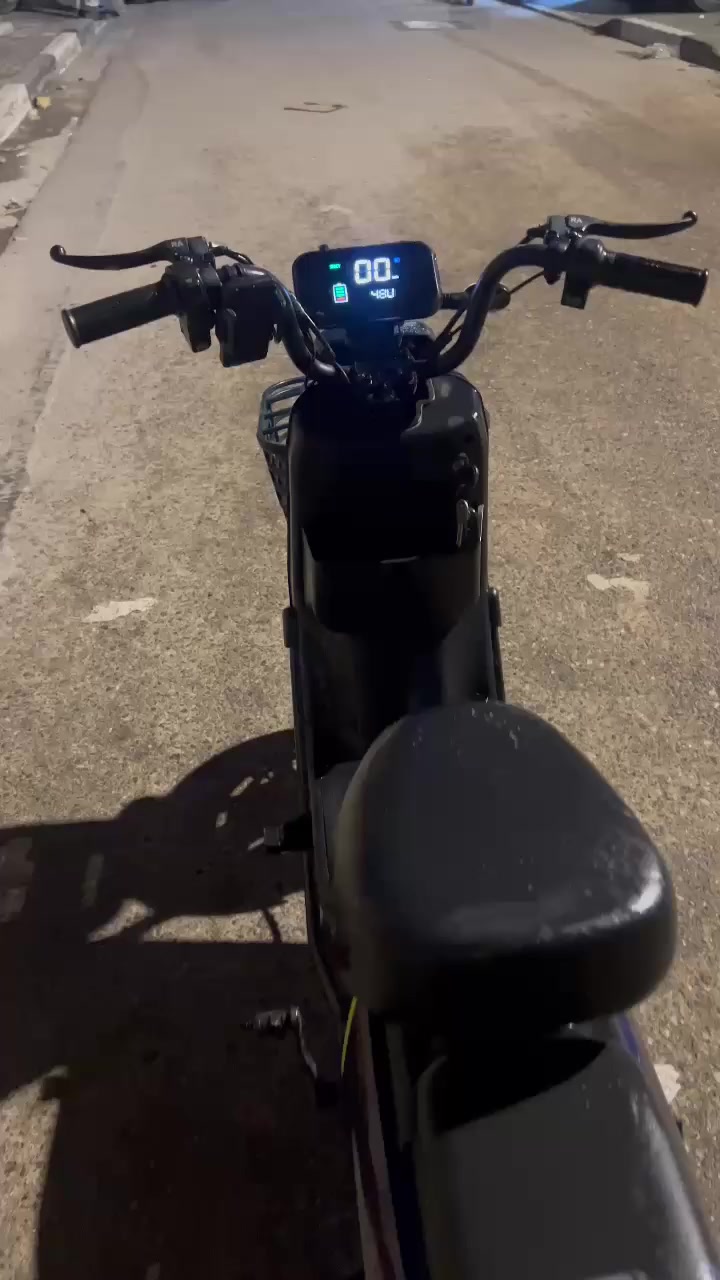 دراجه شحن ريان مبدله باطريات قبل شهر والدراجه نظيفه  حجم 14السعر 225 وبيها مجال عنوان المعقل الرقم ***********
