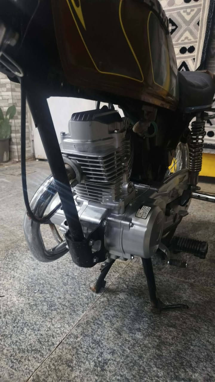 اسلام عليكم 
للبيع شاصي 13 ارشا بوري ناعم التعميره كلها اصلي  الدراجه اوراق كمرك مدفوع يعني كبل تروح ترقم ما تتعب ابد ***********
