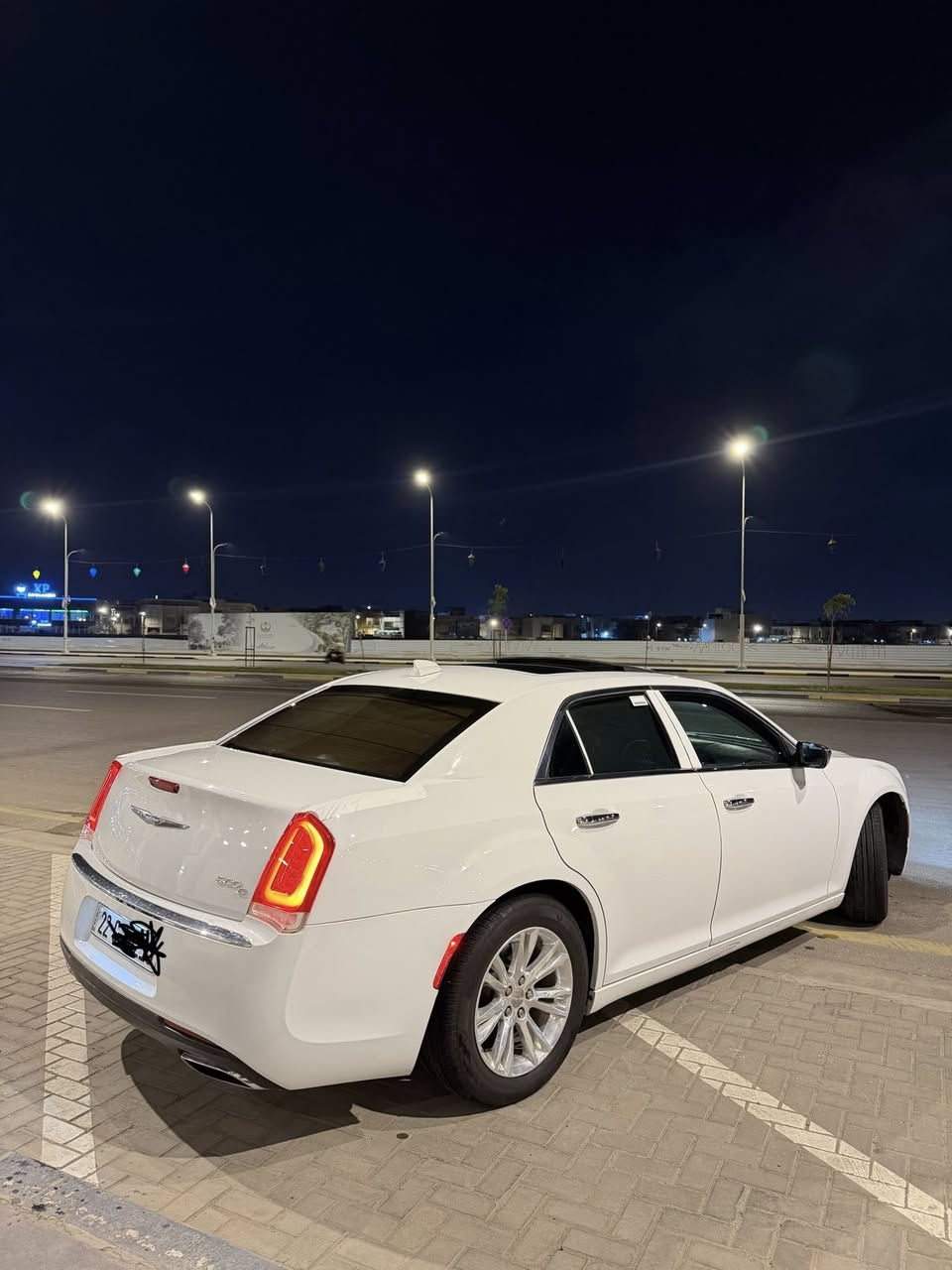 السلام عليكم كرايسلر اوباما 2016 فئة C وارد كندي كفالة عامة فووول مواصفات رقم اربيل تحويل وكالة سيارة جديدة كلش وجاهزة للاخير من كير مكينة حدادة تبريد تايرات كلة جديد بدون مصرف دواخل بيجي ماشي 88 ميل مكان السيارة البصرة للاستفسار *********** ملاحضة السيارة بس الي يدور جديد ونضافة
