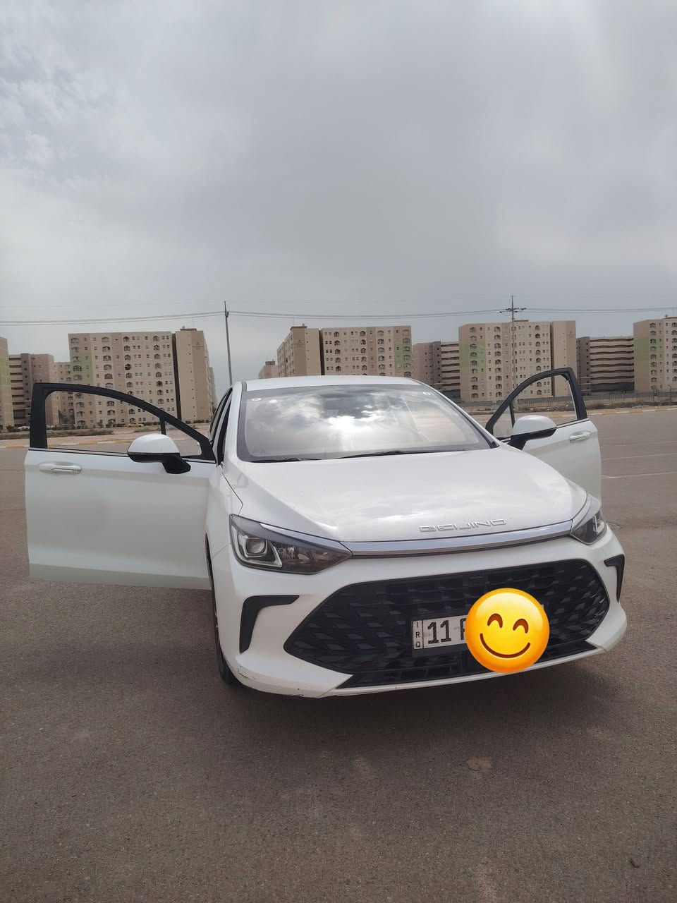 سلام عليكم.
U5 PLS بايك
 حره بسمي تحويل ثاني يوم رقم بغداد انكليزي  كير مكينه امتياز ياباني. تجميع شركه ميرسيدس ضمان ٣ سنوات  
كير اوتو 
سياره حره رقمتهه عله ايدي 
سياره فول مواصفات
تحكم استيرن
سايد بريك بصمه 
مانع انزلاغ 
كشنات رياضي جلد
بصمه باب. وبصمه تشغل
نضام تشغيل عن بعد
جام خلفي امامي كهربائي
مرئي جوانب شفط
تبريد فد شي
حساسات خلفيه وجانبيه
مثبت سرعه عند القياده
شاشه متصله قطعه وحده. لمس
كير اوتو   وتحويل عادي
سياره فول فول فول اكثر متتصور
سياره. حلوه اكثر متتصور رزانه فول بل شارع
السعر155$ عليها غرامه ٤٠٠. ينزلن من سعرها
مكاني بغداد جسر ديالئ
***********
