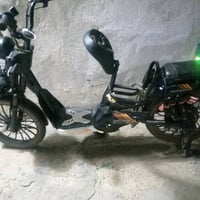 دراجه شحن موديل ٢٣  لايت LED اشاير اربعه شاشه بلوتوث بطاريات جدد كشن ج...