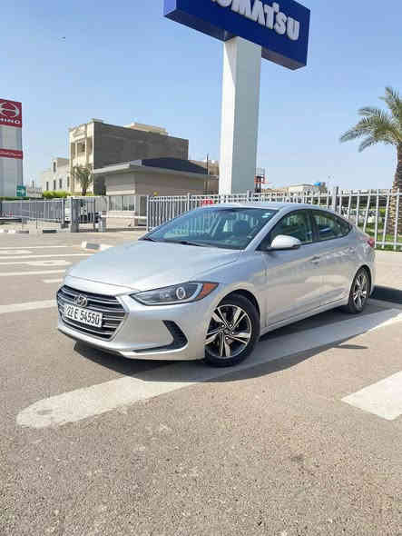 السلام عليكم 
النترا 2017 / لون سلفر  / رقم اربيل الجديد 
محرك 2000 جديد المرغوب 
 كير جديد at 
صدر جيد 
تبريد ثلج 
تدفئة 
شاشة 
ريمونت كنترول 
تحكم ستيرن 
كامرة 
داخل بيجي 
وارد كندي 
السيارة باسمنا تحويل ثاني يوم
مكان السيارة // العطيفية 
للاتصال *********** واتساب بغداد
