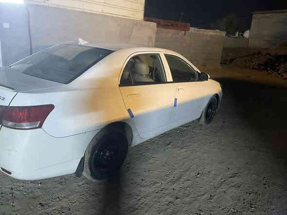 السلام عليكم بي واي دي g3  موديل 2013 بأسمي بغداد تحويل ثاني يوم 
نقصها تبريد وبيها معجون يم قبق البانزين سياره حلوه رقم انكليزي السعر 50 وبيها مجال *********** ( واتساب فقط) اتصل وتدلل تحياتي للجميع
