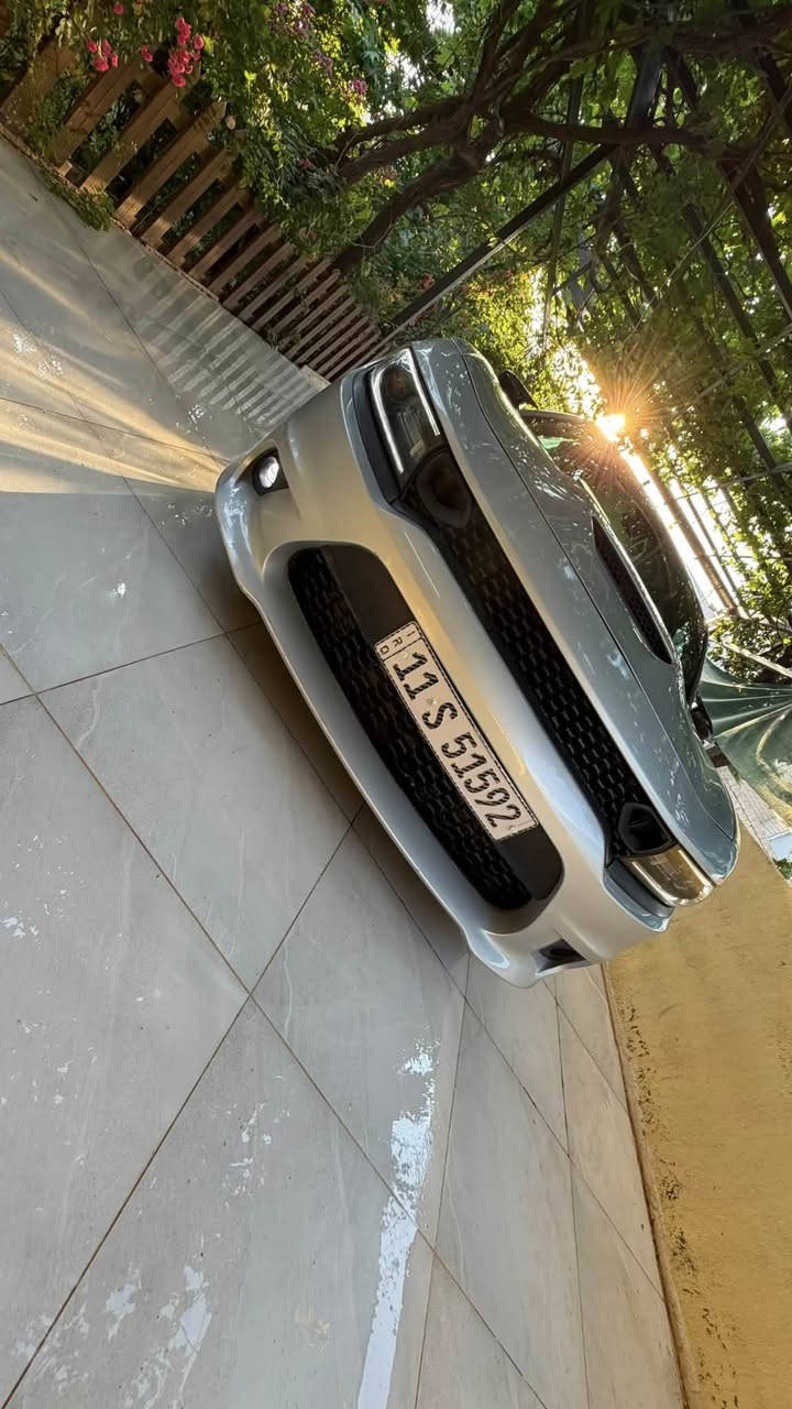 جارجر SXT مواصفات RT

dodge charger SXT 3600 6 cylinder 
ماشية 68 ميل
المواصفات
بصمه
تشغيل عن بعد
ستيرن تدفئة
كشنات تبريد تدفئة 
كهرباء مري قلاب
حساسات خلفية
شاشة جبيرة مع carplay اندرويد وIOS
مراية داخلية كاميرا شاشة كاملة فول HD
كشنات RT
بنيد RT 
الاضافات : كت كامل SRT دعاميات امامي خلفي + بنيد و دفيوزر RT  ومري باتمان ويل SXT 17 بلادي
تايرات بالجيس مصار كم يوم من شديتهن جدد
 لايت مشتغلة عدسات LED + لد نهاري 
 ولف حماوة مبرمج+ بلكات اوتو لايت ريسنك كلش مضبوطات + فيول بمب srt
السيارة وارد امريكي مصبوغة قطع بامريكا مابيها اي صبغ بالعراق 
بالعراق فقط 4 اصابع بارد بداية الجاملق الامامي
فيدوات الحادث عندي قبل وبعد الصبغ

السعر وباقي التفاصيل على الخاص


**إذا كنت صاحب هذا الإعلان وتريد حذفه لأي سبب، رجاءا أرسل رسالة إلى الدعم الفني**
