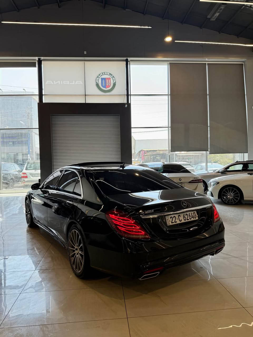 السلام عليكم
للبيع Mercedes S500 2014 وارد الماني كلين تايتل
مكينه 8 سلندر (4فصوص) 
بانوراما ٥ بردات ٤ كامرات حساسات 360 اوتو بارك رادار امامي رادار خلفي نقطه عمياء كشن تدفئه و تبريد كشن يفتر ويه لستيرن قياده اليه ثلاجة خلفيه عطر بجكمجة شاشات خلفيه بصمه ابواب بصمه تشغيل جكات تنزل وتصعد كشن خلفي مفصول vipداخل لدات ٧ الواناستيرن G جنطه كهرباءكشنات خلفيه كهرباءداخل جلد ابيض (اصل)ماشيه 87 الف
 
بيها مكانين صغير تعديل بي دي ار والباقي مكفول
مكينه وكير مكفولات بوضع الشركه (صفر مسج)
مكانها اربيل مدينه معارض 
للاستفسار: *********** whats app أربيل, العراق
