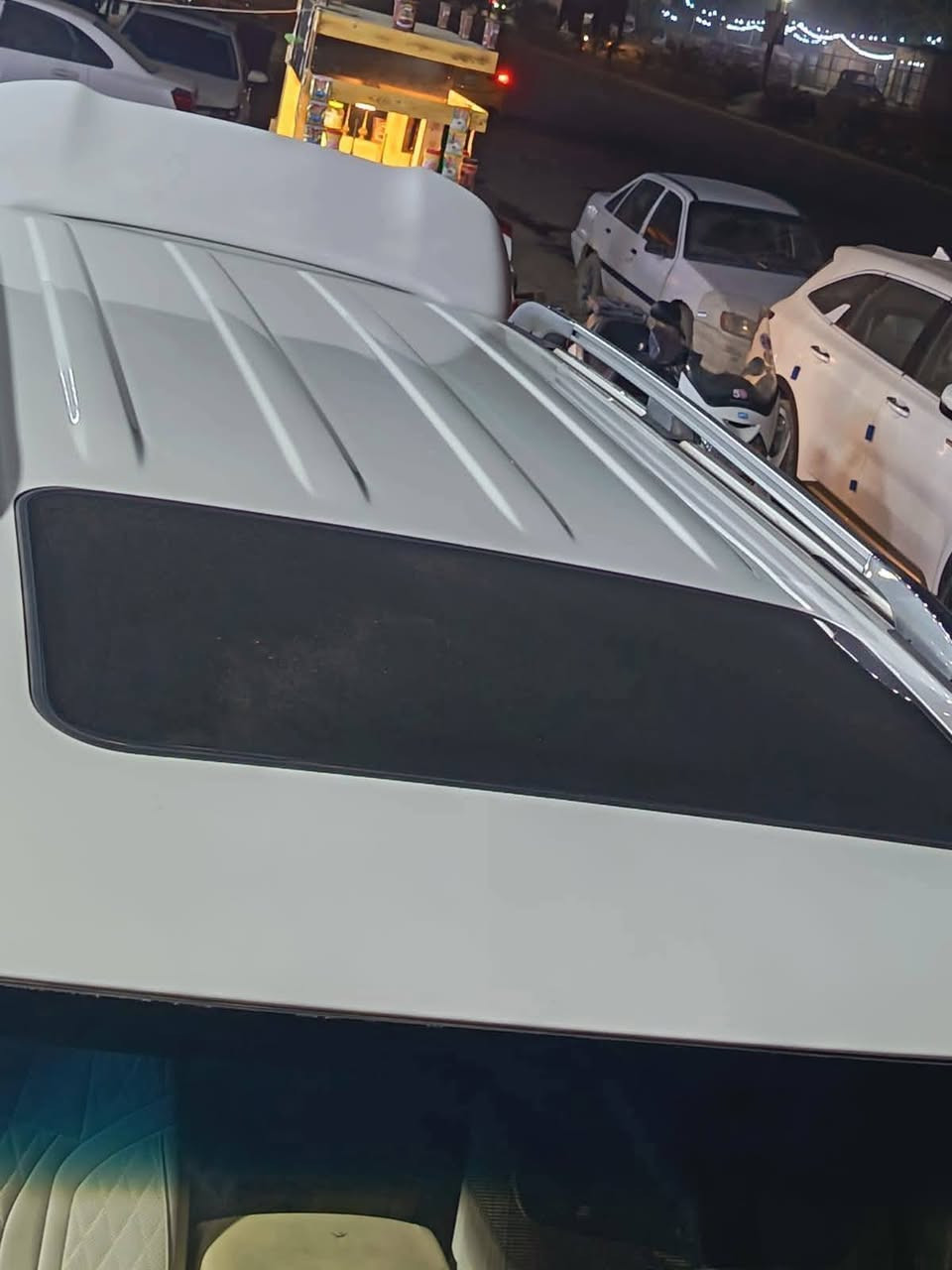 السلام عليكم
بيع او مراوس حسب القناعه لاندكروز (2016)  كفاله من ضربه ومن صبغ سياره دخلتهه سونار قبل يومين (V6) بغداد بسمي حجم المحرك(4000) السياره مال جناي مال بيت ادامه بشركه تيوتا 

فوول مواصفات 

بصمه ابواب 

بصمه تشغيل 

شاشه كبيره 

كشنات  جلد 

كامره خلفيه 

حساس امامي 

حساس خلفي 

حساس ايمن وايسر

فتحه سقف

7راكب

فورويل 

تحكم ستيرن 

كشنات كهربائ

زراك لايت

مري شفط

بلوجكترات 

ثلاجه 

تبريد شاشه 

تبريد شاشه 

ومواصفات الاندكروز معروف بالحقيقه احلا من صور

مناقصها كلشي

مكان الدوره*********** بغداد, العراق
