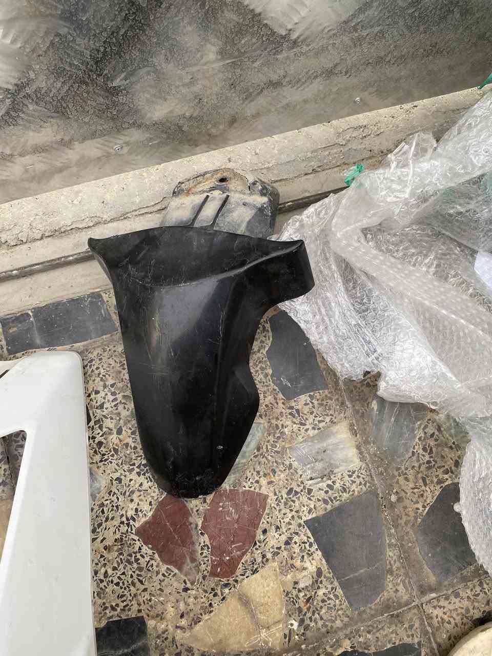 السلام عليكم كفرات سكنس جبلي لون ابيضّ و اكو جاملغ امامي اسود واكو كاربون وستيرن ابلادي وإذا تريدهن وتراوس بك لايت r6


**إذا كنت صاحب هذا الإعلان وتريد حذفه لأي سبب، رجاءا أرسل رسالة إلى الدعم الفني**