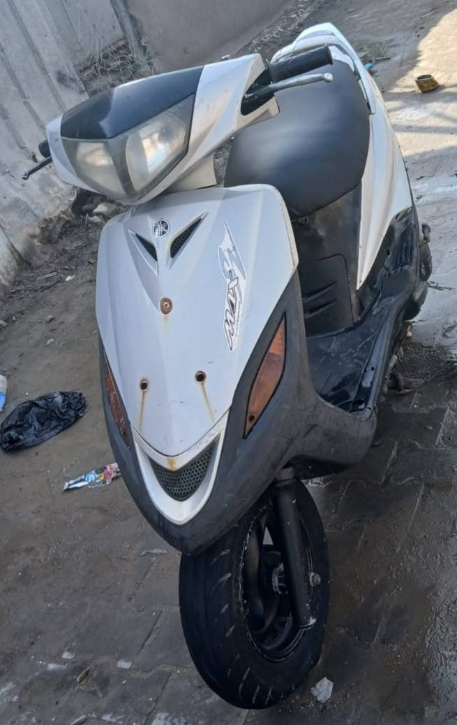 سلام عليكم دراجه ماكس ١٤٠ مكينه خرسه لتدخين ولانظوح ولا صوت خرسه شلعه معدل تحفر الكاع كهربأيات كله شغاله دراجه كل عيب ونقص مبيه سعر ٤٠٠ وبيه مجال مكاني بغداد صليخ متواجد وتساب ***********
