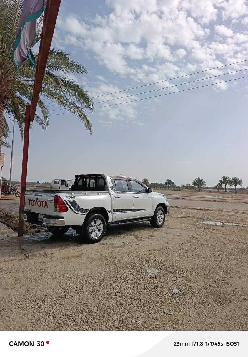 السلام عليكم. بيكم فور ويل موديل ١٦ كير عادي سيارة بيه تبديل بابين وصبغة بصفحت البدي سيارة مال جناي حلوه ونضيفه محراك كير تخم تاير سيار ساز فول موصفات ترهم مراوس بيكم.لاستفسار *********** وتساب يشتغل بنفس رقم... سيارة رقمه بغداد بسمي سنويه ٢٨
