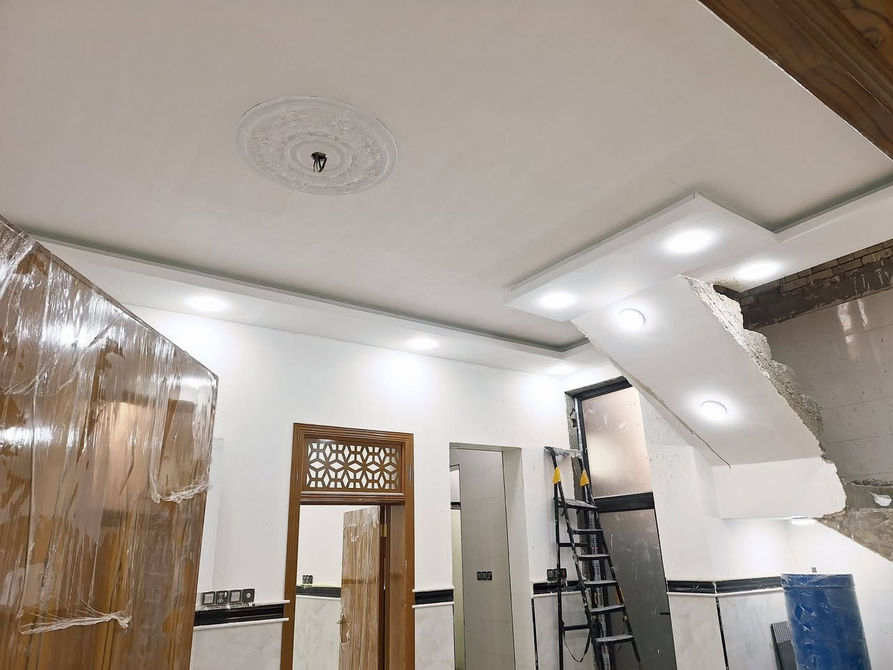 شاهين الكهربائي
#تاسيس ادور والمباني. كهرباء درجه اولى
#تاسيس.  السيمنز. و البوري والضاهري.
#تصليح.كافة الاعطال. المنزليه.  والمحلات التجاريه
عندك. مشڱلھِ  بالكهرباء.  او تحب تأسس بيتك
اتصل بيه.  عمل. فوري. ونضام هندسي
مكاني النجف.  وكافة احياء ومناطق النجف.
***********.  ثبت رقمي يمك. يجي. وقت تعتازني. 🌹
