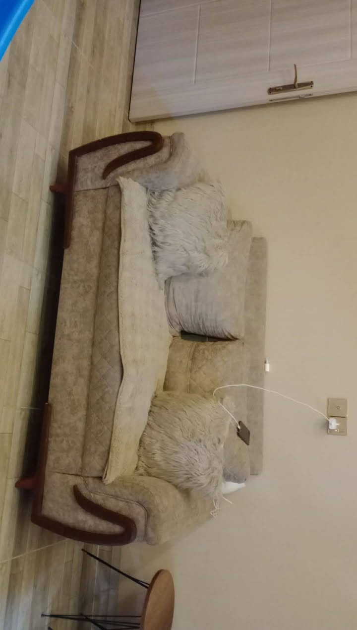 جديد ايخبل سعره ٣٧٥ اخو جديد كولشي مابيه


**إذا كنت صاحب هذا الإعلان وتريد حذفه لأي سبب، رجاءا أرسل رسالة إلى الدعم الفني**