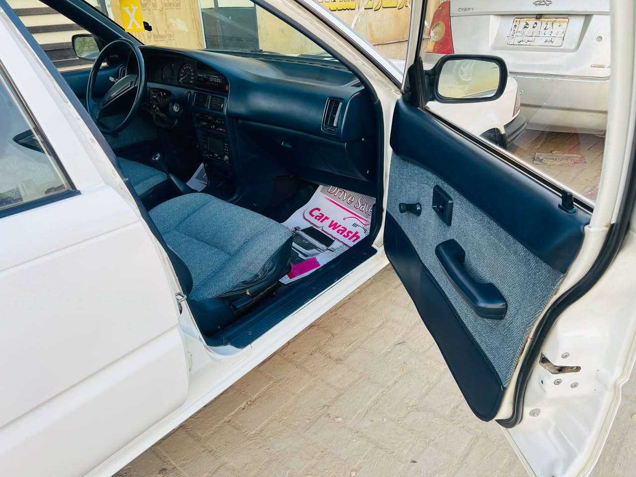 السلام عليكم 

للبيع كورولا موديل 1990 رقم بغداد انكليزي هزه جديده مجدده لغاية 2030 تحويل ثاني يوم 

كير عادي محرك ابلادي مكفولات 

سياره جديده و مكفوله كفاله صبغ الشركه 

حداديه جديده خلفي امامي كهربائيات كله شغاله على وضع شركه تبريد تدفئه شغالات سياره ابلاديه جديده 

السعر 75 بيهه مجال شراي اتصل فقط 

***********
