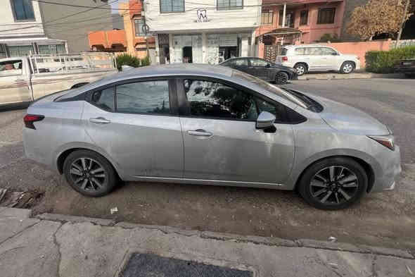 نیسان ڤێرسا 2021 کلین تایتڵ 
یه ک ده سته و لای خوم بووه 
ڕاداری بیلای پێشت پشت ئاوێنە 
شاشە گەورە  گێج ئەلکترۆنی 
یه ک پارچه ی بیلاد گوراوه لای سه کن 
سه یاره که زور پاکو کی کیشه یه 
ئیرباگی له ره قه مشانسی دیاره ته قیوه دانراوه ته وه 
یه ک بست ته عدیلی تیدایه ئاماژه م پی کردوه 
سه یاره که سه نه وی هه تا 2029 نوئیه
 140000 هه زار رؤیه وه 
به شه رتی هه موو شتیک 

سـعـر : لە کۆمێنت داوابکە ڕاستەوخۆ بۆت دێت 📥 

گێر و مەکیەنەی بەشەرت 
هیچ کێشەیەکی تێدا نییە 

ژمارەی خاوەنەکەی 
***********
