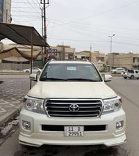 لاندكروز 2010      رقم بغداد مكفوله ضربه وصبغ وتبديل  مواصفات vxrفول و...