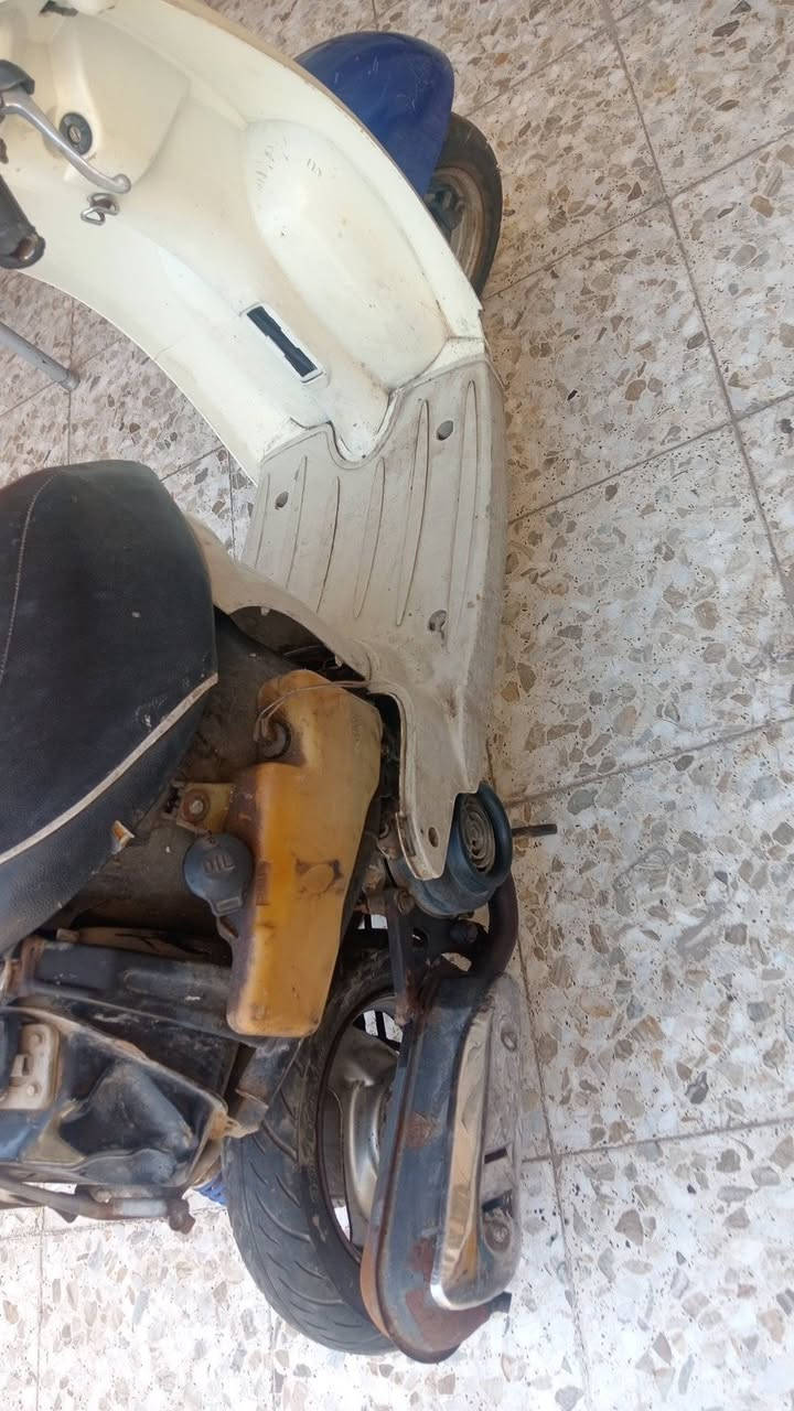كلاسك نثيه للبيع شغاله هندر نقص صفاح مال كفرات مكاني بغداد مدينه الصدر رقم الهاتف ***********
