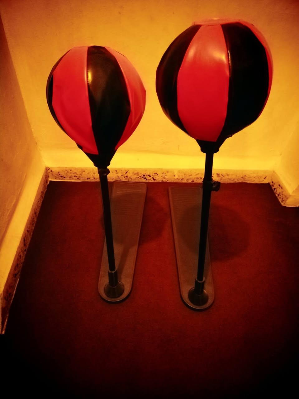 اثاث للبيع بسعر مناسب للاستفسار الاتصال على الرقم (***********) او يراسل عل خاص
