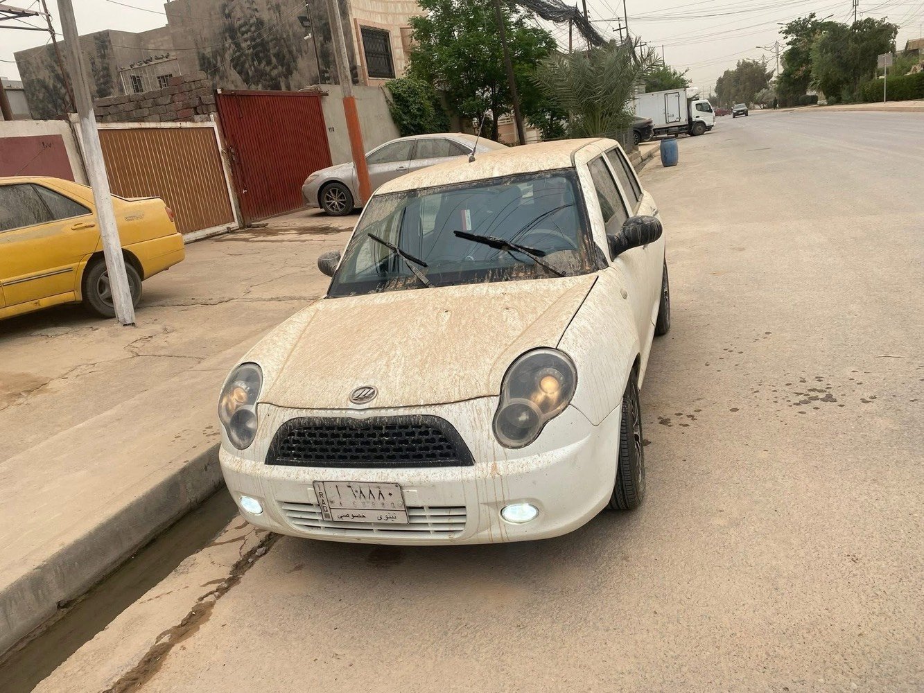 ليفان رقم نينوى شرط التحويل للبيع مصبوغة عام سيارة نظيفة ومرتبة واقتصادية تدفئة تبريد *********** بيع او مراوس حسب الاتفاق
وبيها كابون الاستفسار ع رقم والوتس بسعر مناسب 
حي العربي