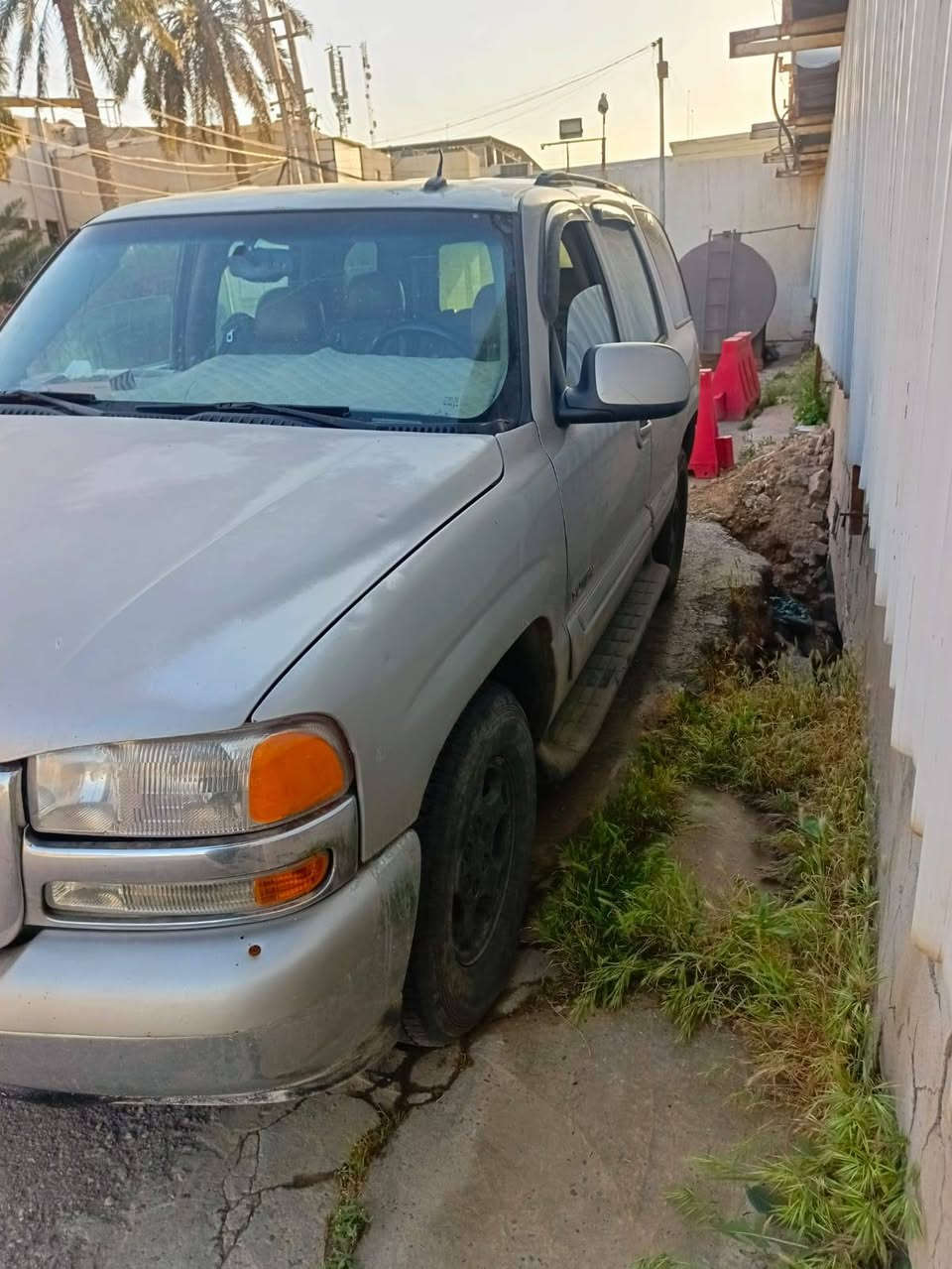 سلام عليكم
جمسي يوكن الفينيه ادوات اتكفل عشائريا ومن الدوله للاستفسار الاتصال على الرقم ***********
