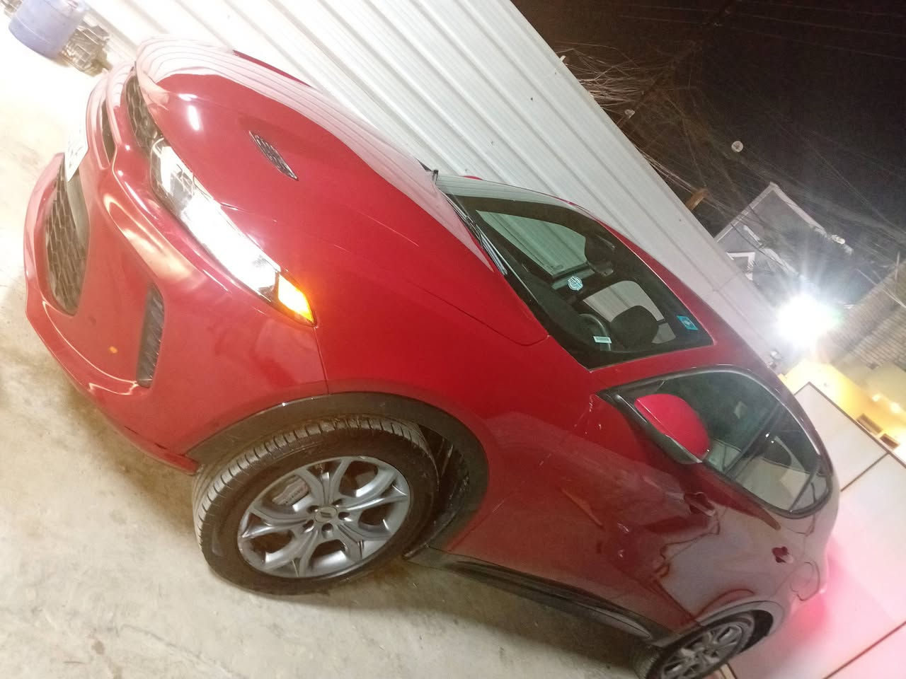 ‏dodge hornet RT دوج هورنيت
السعر 155 ورقة وبيها مجال بسيط

الحادث سطحي تبديل اربع قطع وكاله اصلي والباقي كفاله 
الموديل : 2024
بدون ارباك غاز التبريد مطالع اصلي

المحرك : 4سلندر 1300تيربو +هايبرد بلكن 

المواصفات

شاشة حجم كبير 
دفع رباعي 

كشنات جلد +مخمل + كهرباء + ذاكرة

تدفئة  بالكشنات

تدفئة بالستيرن

شفتات تحكم بالستيرن تبريد قطعتين امامي + خلفي 
المري الجانبيه تدفئة و اشارة ورادار

رادار امامي + جانبي

حساسات خلفية

كامرة خلفية دواره 

رادارات امامية + جانبيه

قيادة ذاتية

مانع تصادم

تحديد مسار

رقم بغداد بسمي العنوان سيديه 

السياره دخول جديد اي نقص مابيه 
ملاحظة السياره ضرر خارجي محتواها كبس ولا اكلوب بدشبول مشتغل

اي استفسار ***********
