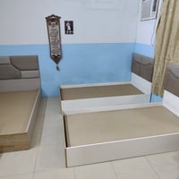 غرفة 3 أسرة ام النفر قياس 100*200 تركي اصلي مع كنتور 4 بوب السعر 300 و...