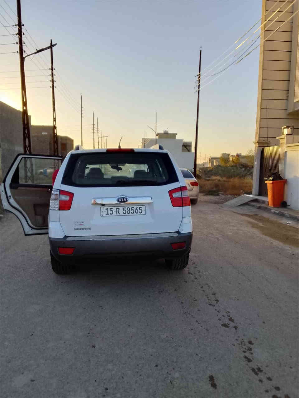 سلام عليكم مهافي 2013
خليجي 6سلندر سبه راكب فول مواصفات 
رقم انبار الدولي بيها حادث وبيع على وضعهة 
شغالة وتمشي سابقاً مكفولة ممتواجد ع نت 
*********** السعر 103وبيها مجال
