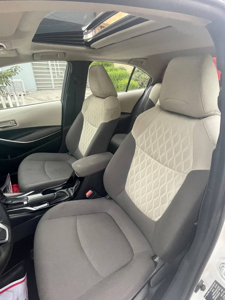 السلام عليكم كورلا موديل 2024 خليجيه وكالة سااز بعدها بضمان ماشيه 28 الف مكفوله من الضربه والصبغ والبارد السياره جديده بانزين فقط مواصفاتها محرك 1800 اسلايت وبصمه وشاشه وكامره شاحن واير ليس  معروفه مواصفاتها رقم اربيل والتحويل مباشر السعر المطلوب 191 ورقه وبيها مجال جدا بسيط مكان السياره بغداد ال كرخ حي الجامعه للستفسار هاذا الرقم *********** وشكرا
