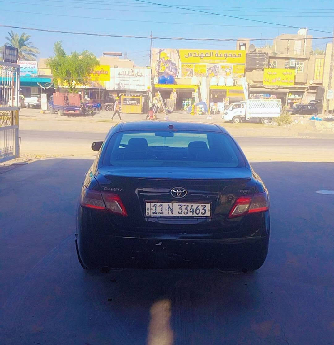 كامري موديل ٢٠٠٧ فول موصفات 
مراوس بسيارة اكسنت او إلنترا رقم بغداد الانكليزي بااسمي تحويل ثاني يوم مكان السيارة بغداد البلديات حي الرسول السعر 76$
*********** بغداد, العراق
