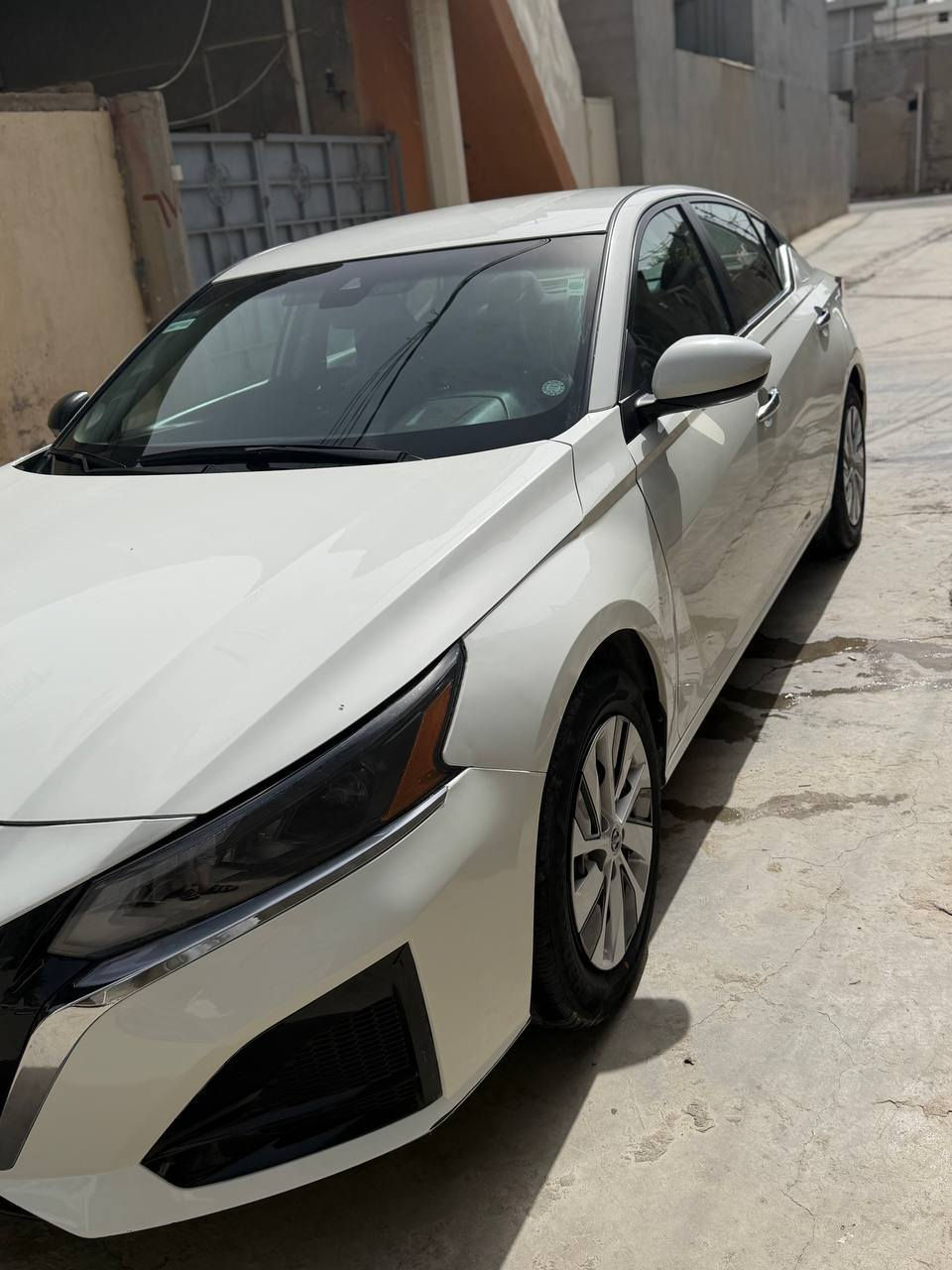 نيسان التيما موديل 2024 
تحديد مسار
كامرة
حساس امامي خلفي
بريك ذاتي
تحكمات سترين
رقم سليمانيه تحويل ثاني يوم 
السيارة ضررها كلش خفيف فقط بونيد ماشيه 46

 سعر السيارة 173وبيها مجال


**إذا كنت صاحب هذا الإعلان وتريد حذفه لأي سبب، رجاءا أرسل رسالة إلى الدعم الفني**