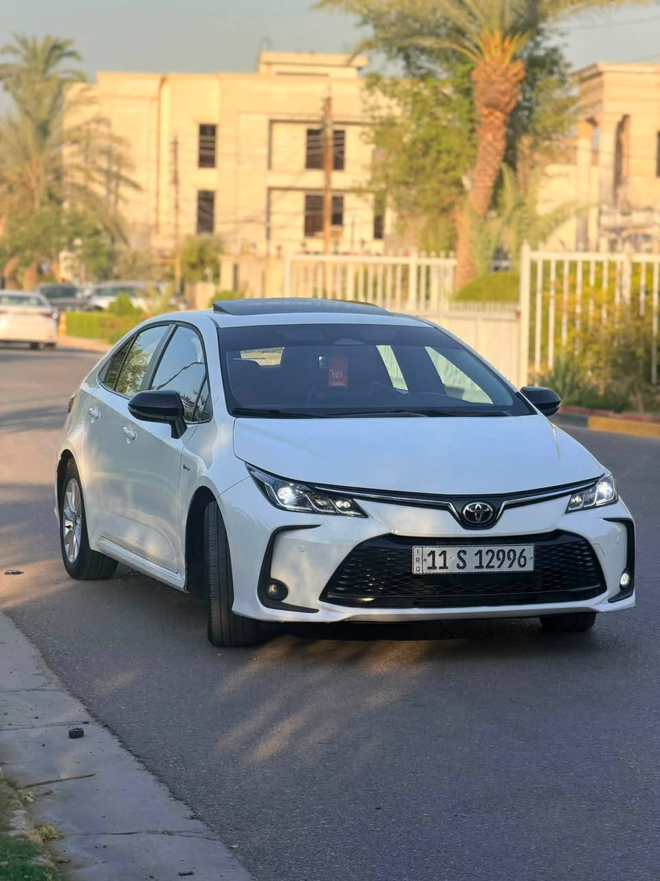 كورلا ⭕️هايبرد2025 شكل الخليجي   🔥فول للاخير ماشيه 22//الف رقم بغداد الإنكليزي
كشن كهرباء 
تحذير عند خروج عن المسار 
مثبت سرعة 
اكواب حار بارد 
قيادة ذاتية 
بريك ذاتي عند حاجة 
وضعيات قيادة 3
زر EV 
اوتو هولد 
هند بريك ذكي بصمة 
 فول تحكمات ستيرن 
شاشة كبيرة كار بلي +حاكية 
ويل كب تيوتا 
بك لايت لد اضواء زينون +كشافات زينون 
شاشة عدادات دجتل 
اشاير مري 
تبريد قطعتين 
زر اوتو لايت عالي 
اربع جام اوتو 
داخل جلد بلادي احمر 
أناره داخلية لد 
دخول ذكي بدون مفتاح 
ترحيب عند اقتراب 

مكان سياره بغداد حي الجامعه 

***********📞📞📞📞
