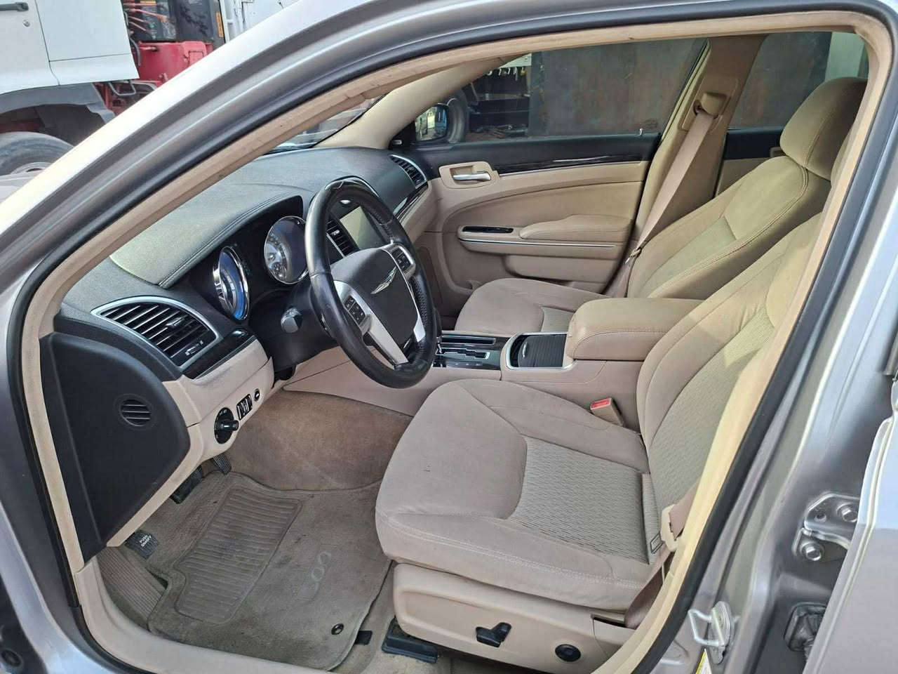 السلام عليكم

اوباما ادووووات ادووات 

موديل ٢٠١٣ 

خليجي دواخل بيجي 

كفاله كير مكينه حداده تايرات 

محرك هيمي

السياره حيل جديده 

للأستفسار خاص

علماً سياره كفاله من  كص متوم شرط واجهيه بيها 

سعر/78 بي مجال


**إذا كنت صاحب هذا الإعلان وتريد حذفه لأي سبب، رجاءا أرسل رسالة إلى الدعم الفني**