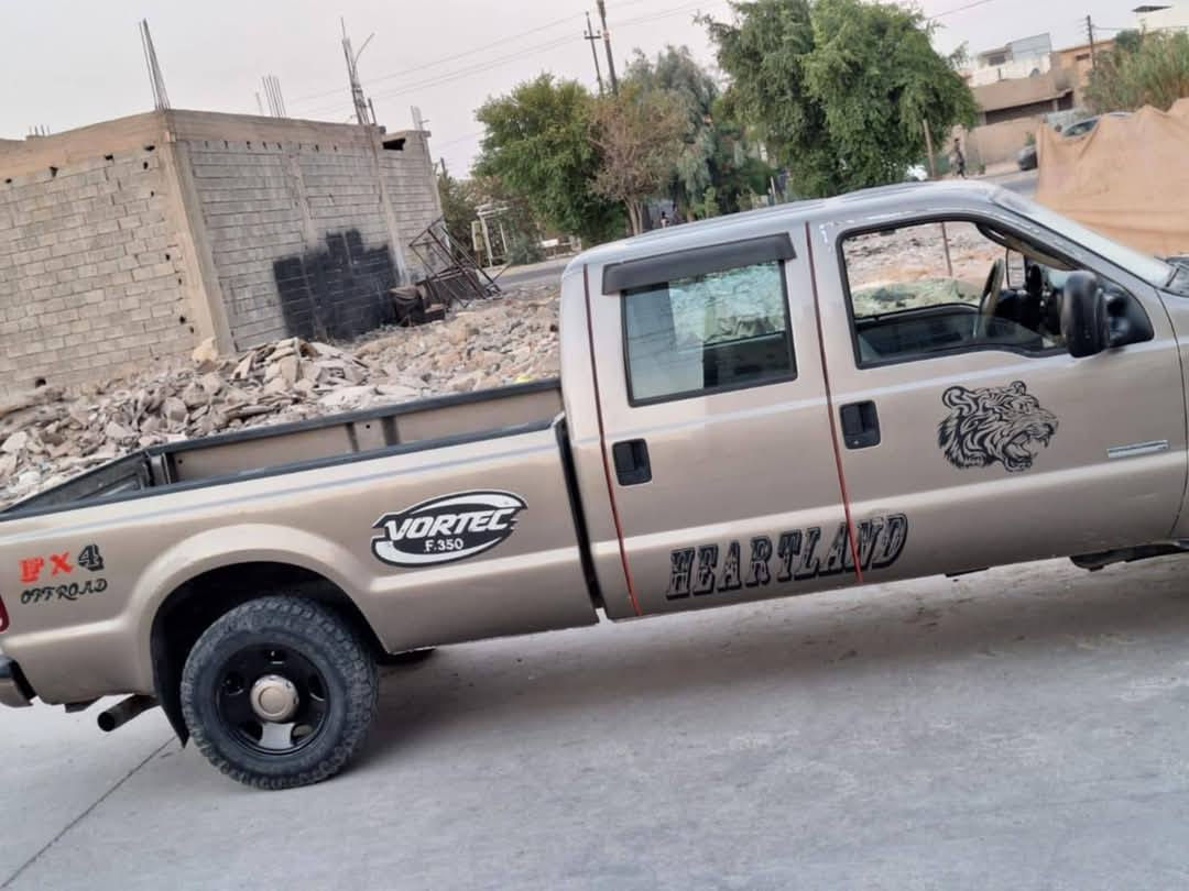 للبيع او مراوس بسياره صالون
فورد F350 سوبر ديوتي
 موديل 2007
كلين بدون ضرر كفاله عامه من صبغ والضربه
محركها كاز 8 سلندر سوبر
ماشيه 90
فور ويل فول مواصفات
صدر امامي خلي جديد طستها انعم من افلون
شرط تحويل سياره مصفره من كلشي

مكان سياره بغداد حي جهاد
للاستفسار ***********

السعر ٨٠ بيها مجال بسيط

اخوان مكلف بالنشر
