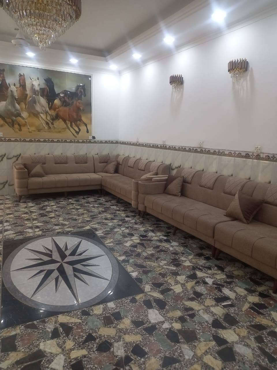 سلام عليكم ديوان قياس ١٤ متر ٢٠ مقعد نظام كورنر تجي بيه قنفتين مفصوله مع زاويه وحده تسكام خشب بلاويد كله سمك ١٦ سفنج طبي مميز أول قماش كتان التركي ناعم درجه اولى موديل ابو الطبله جديد معمل شغلي من أحد بيوت زبائن متوفر جميع الاقمشة التركيه.. خاولي بوهيمي كتان كتان مقدف نشتغل حسب طلب أيضا ومتوفر ١٠ مقاعد.. تفاصيل ملاحظات أكثر اتصال اخوان *********** متوفر واتساب أو مراسله الخاص اهلا وسهلا بالجميع ❤️🌹
