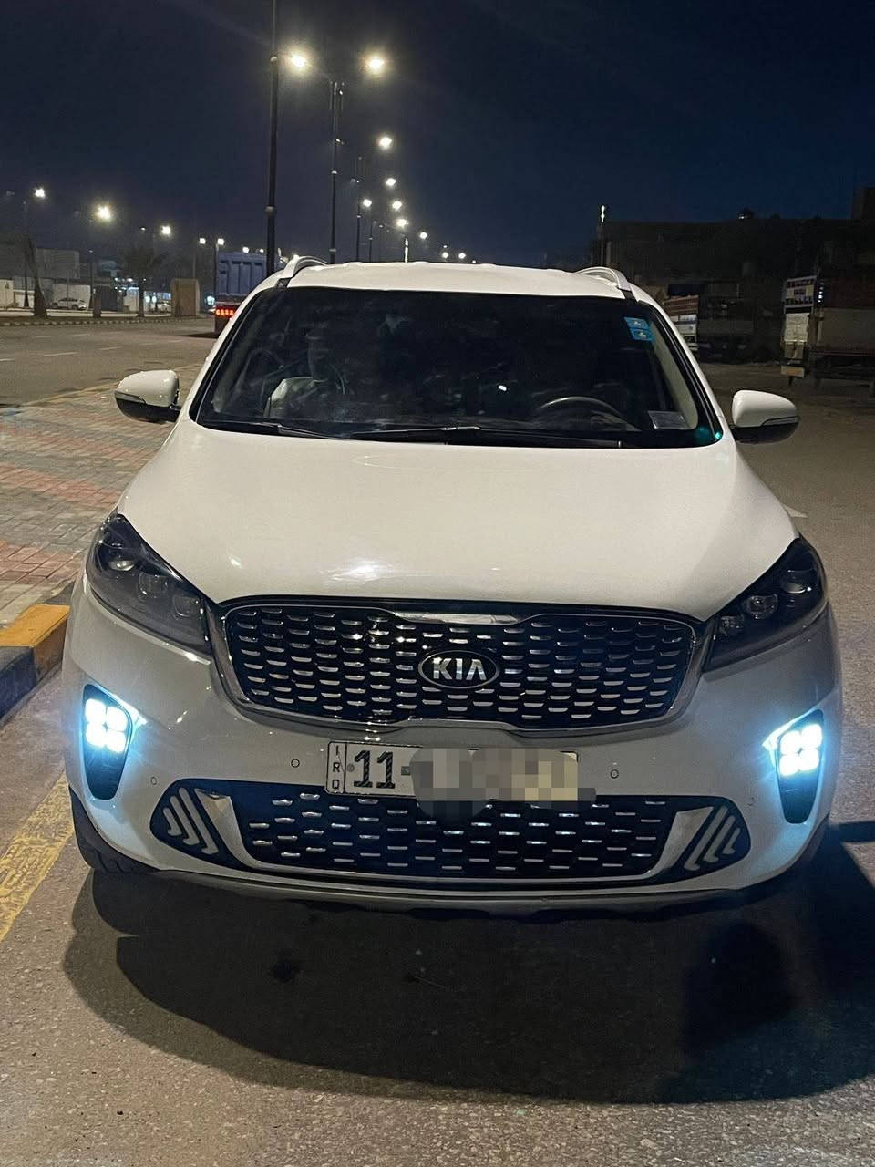 سلام عليكم سورنتو موديل 19شكل20سياره للبيع تجي وتشوفه وبسمي
مكينه 6سلندر 
كير 8نمر ثلاث قطع تبريد 
حساسات امامي خلفي شاشه كبيره مواصفات سورنتو سياره خير من الله تجي شوفه وبيك خير وتدلل مكاني نجف رايده240
الشراي يتصل ويجي يشوفه ويقتنع 
ملاحضه بيه باردات ثنين كلش حك اربع اصابع وخشم البنيد كرت 
واي ستفسار ***********
