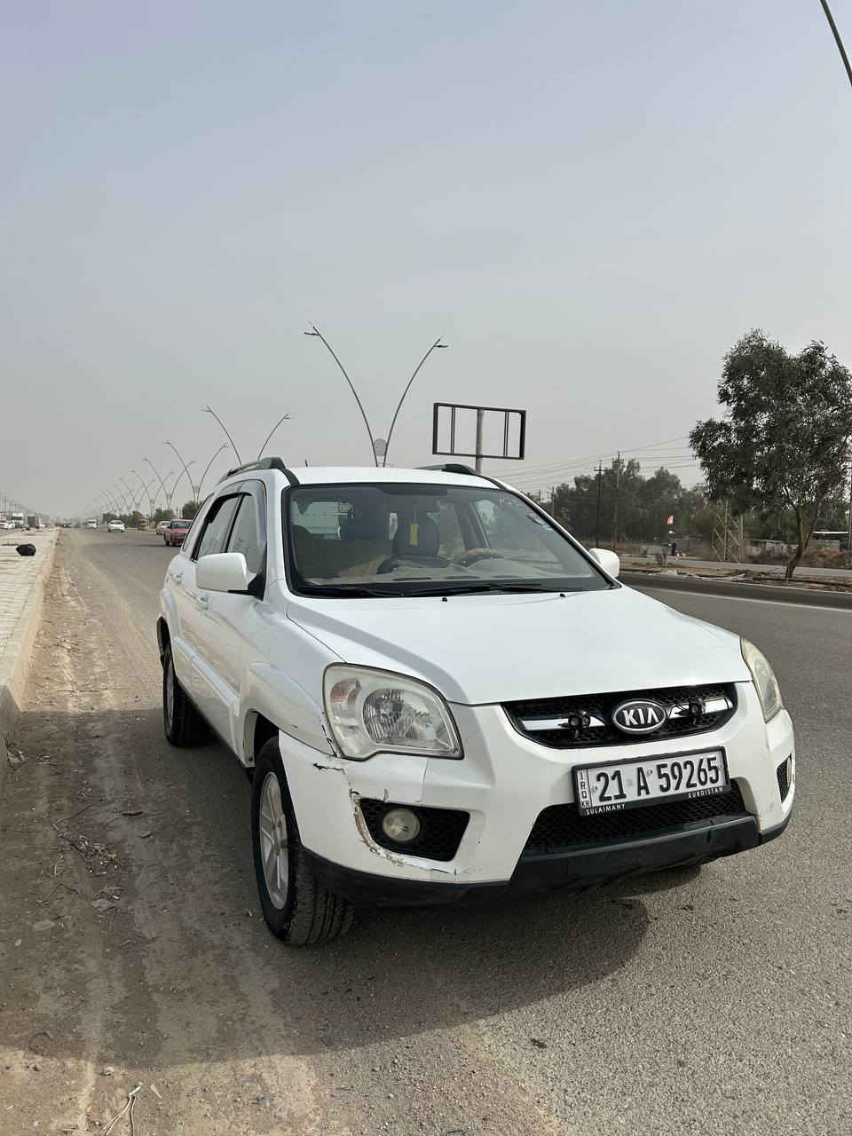 للبيع: كيا سبورتج 2009 (محرك دوش)
المواصفات الفنية:
الموديل: 2009.
اللون: أبيض (نظيف جداً).
المحرك: 4 سلندر - سعة 2000 DOHC (دوش) - محرك قوي واقتصادي جداً بصرف الوقود.
ناقل الحركة: أوتوماتيك.
الصدر والميكانيك: بحالة ممتازة، السيارة ناعمة جداً بالمشي.
الحالة العامة:
شاشة : كامرة خلفية +كار بلي
التبريد: تبريد ثلج.
الداخلية: نظيفة جداً، الدشبول والكراسي بحالة الوكالة.
الكهربائيات: كل الأزرار والأنظمة شغالة 100%.
المستمسكات:
الرقم: [سليمانية].
السنوية: [جديدة]، والتحويل مباشر وباسم المالك.
💰 السعر: [١٢٧] (بيها مجال بسيط للشراي).
📍 الموقع: [ديالى - بعقوبة].
📞 رقم الهاتف: [***********].
