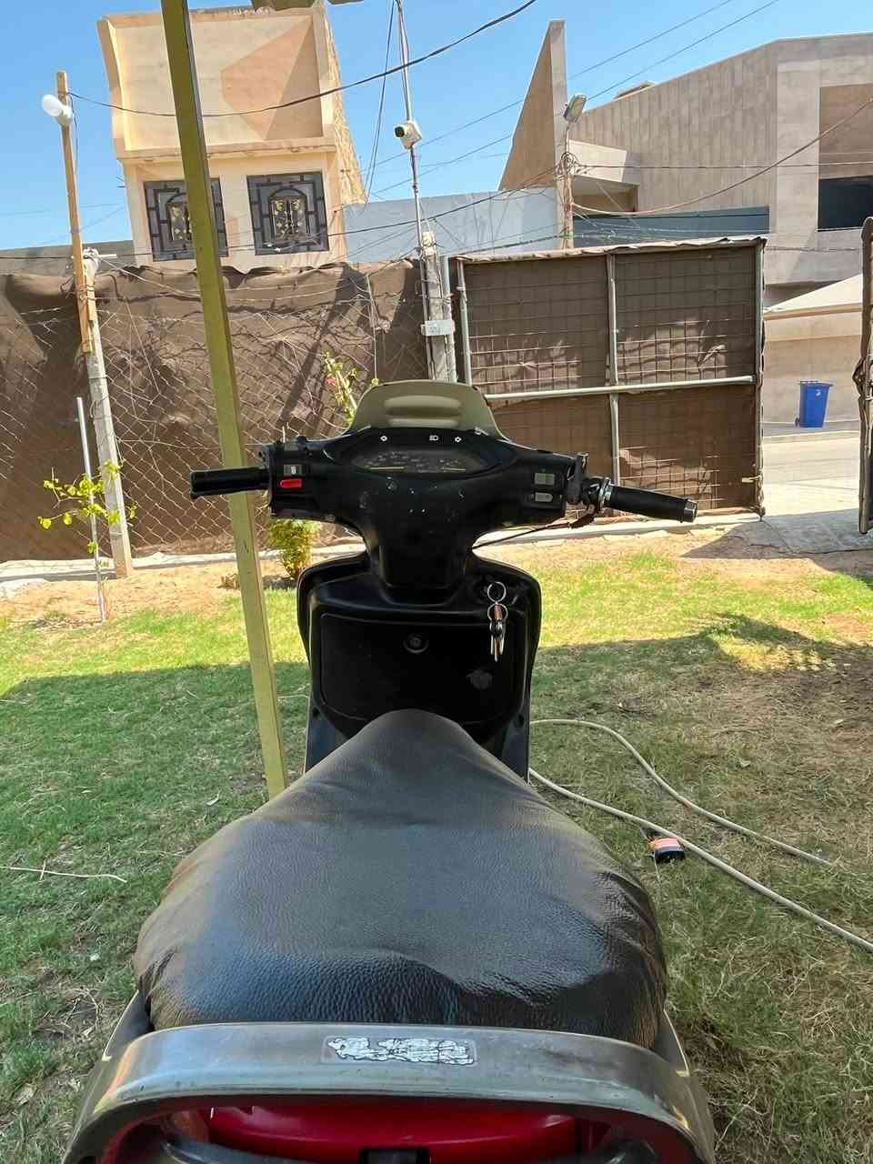 فراشة للبيع مكينة ناعمة تخبل سرعه ومعدل صالنصه رياضي أم الطگة باتري كاعد مرتبه سعر 350 وبيها مجال رقمي *********** مكاني نجف

