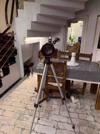 تلسكوب F40070M بدون اي نقص عدسات وجنطة وكرتونة استخدام كلش قليل اقل من...