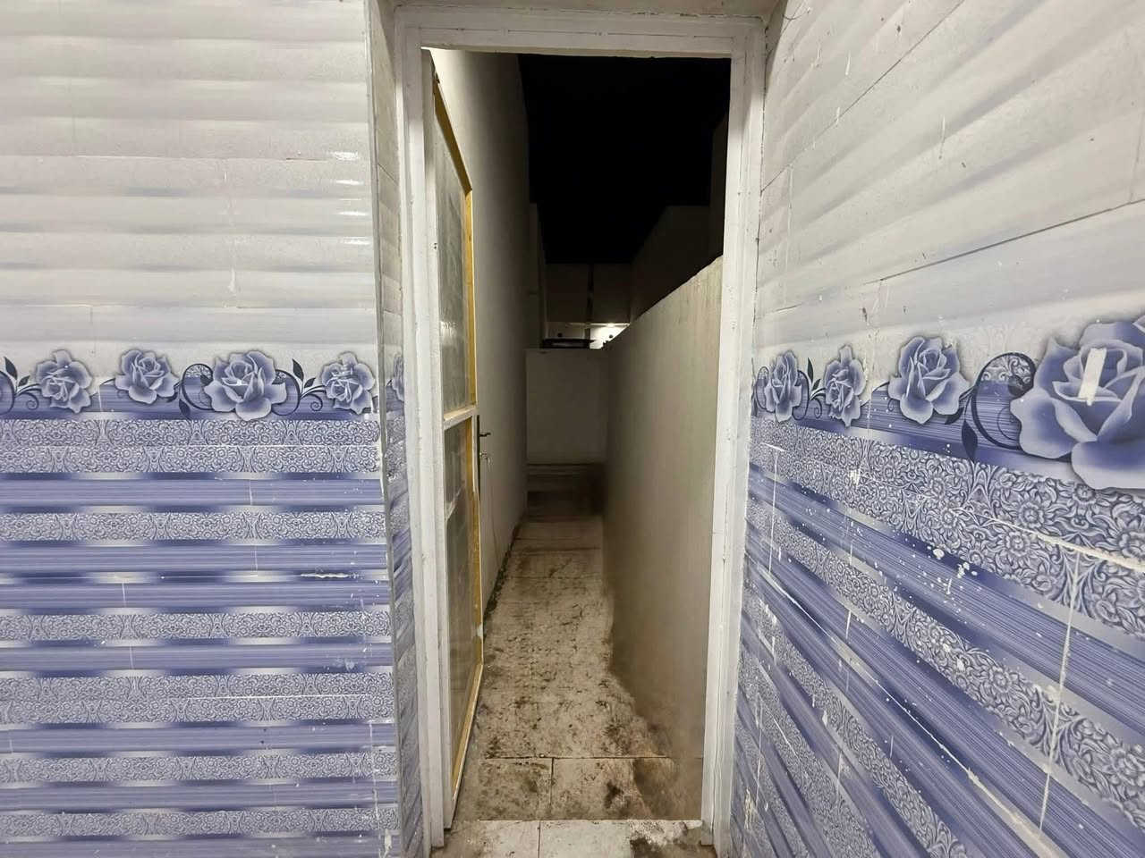 للإيجار – بيت جديد غير مسكون
📍 الموقع: مجمع الصفوة، مقابل معهد ابو غرق
🏠 المساحة: 200 متر (غرفتين /صاله /صحيات داخليه وخارجية /وهول /ومطبخ /مناور /كراج /حديقة)
سعر الإيجار: 350 ألف
للاستفسار واتساب 👇🏻
‭٠٧٧٢ ٤١٢ ٦٧٧٥‬
‭٠٧٦٠ ١٠١ ٧٤٨٤
